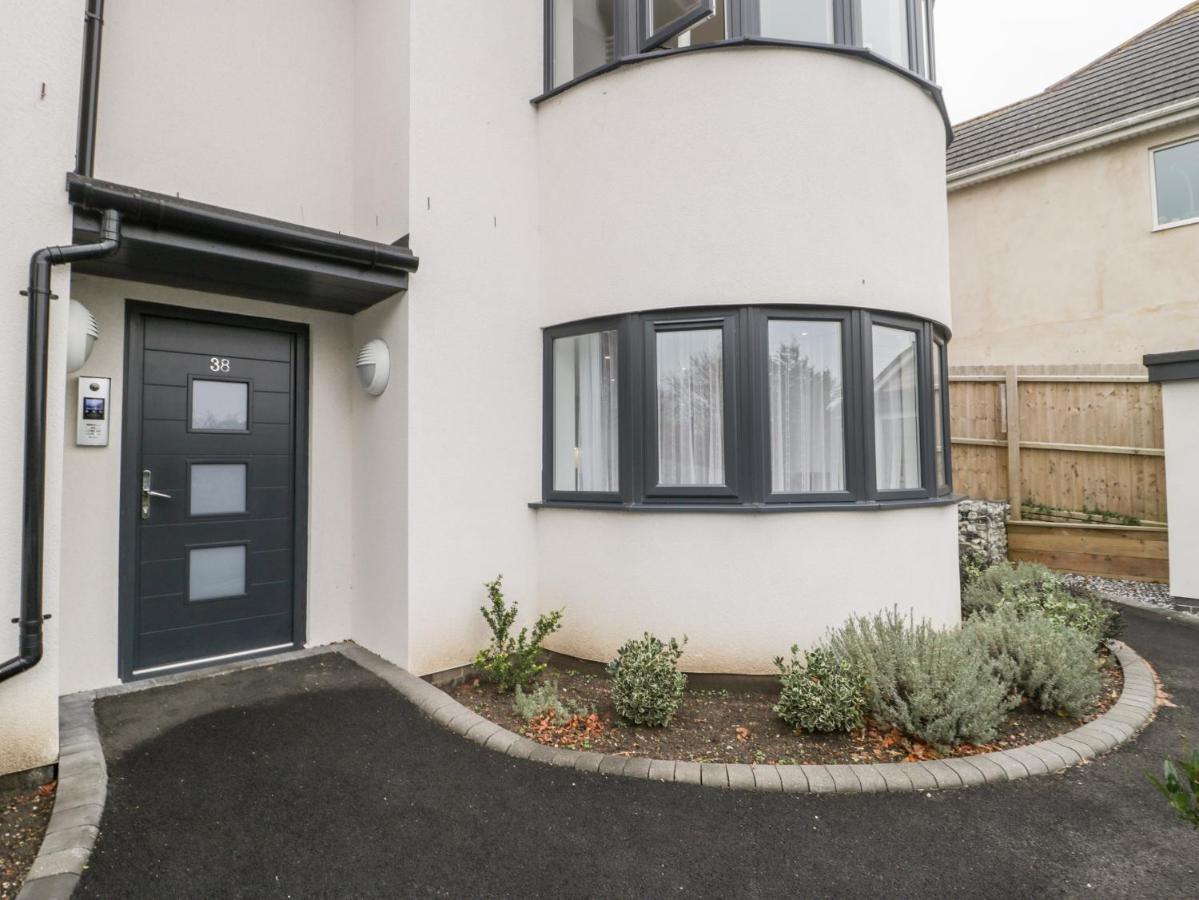 Apartmán Flat 2, 38 Preston Road Weymouth Exteriér fotografie