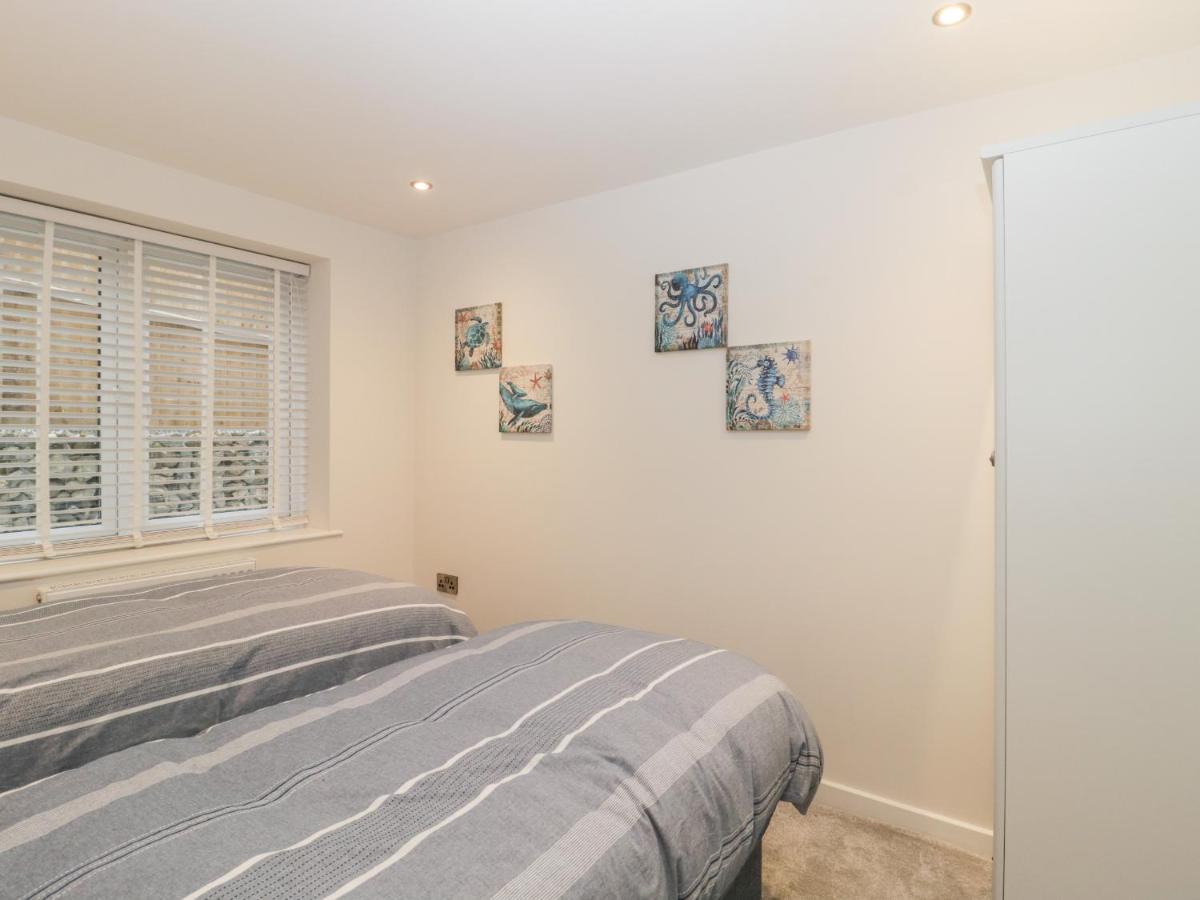 Apartmán Flat 2, 38 Preston Road Weymouth Exteriér fotografie