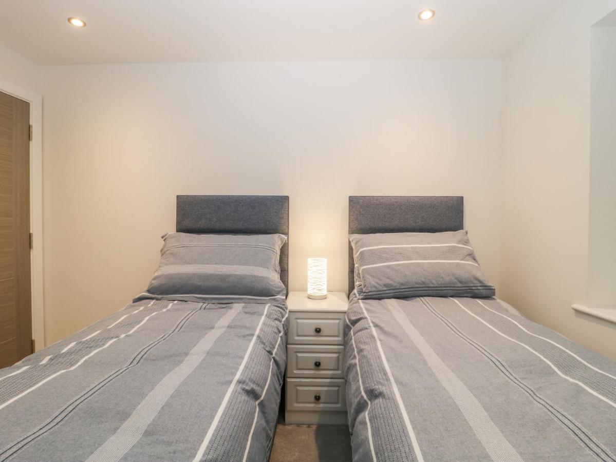 Apartmán Flat 2, 38 Preston Road Weymouth Exteriér fotografie